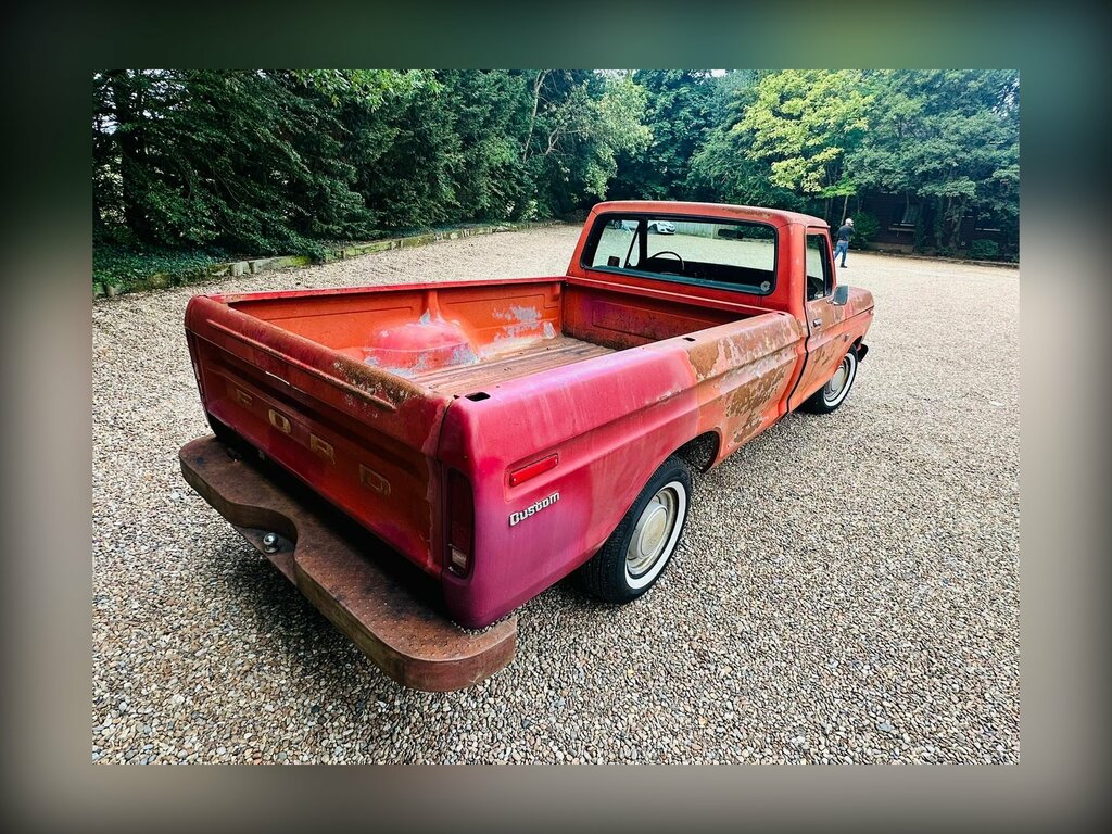 Ford F-100 E Roller White #3