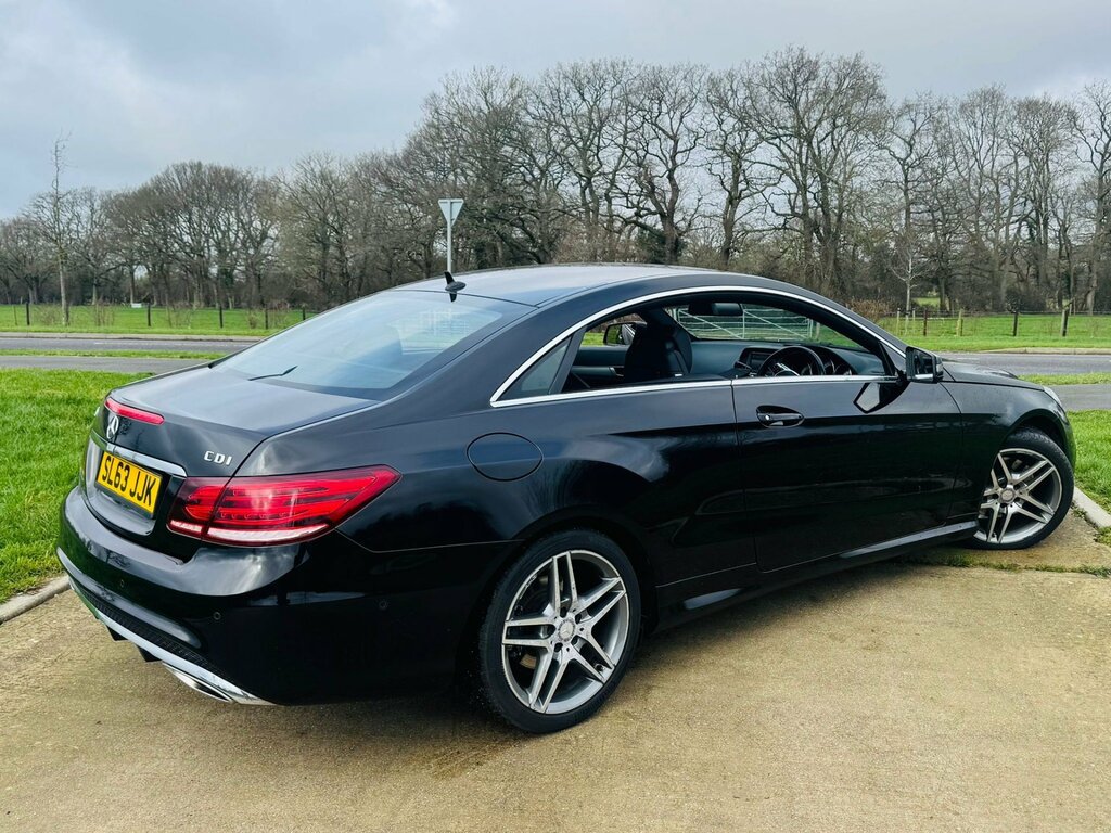 Mercedes-Benz E Class 2.1 E250 Cdi Amg Sport Coupe G-tronic SL63JJK Black #2