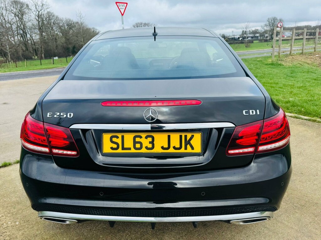 Mercedes-Benz E Class 2.1 E250 Cdi Amg Sport Coupe G-tronic SL63JJK Black #3