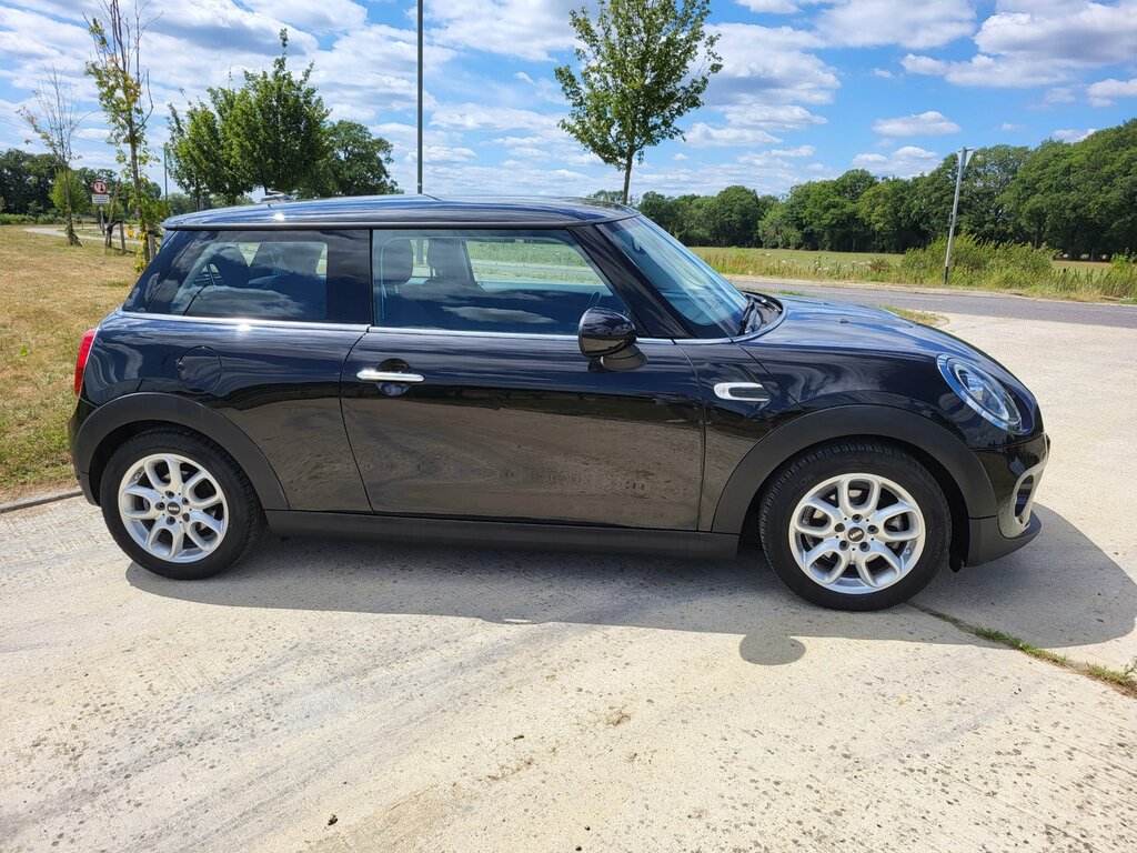 Mini Hatch 1.5 Cooper II GV18KME Black #6