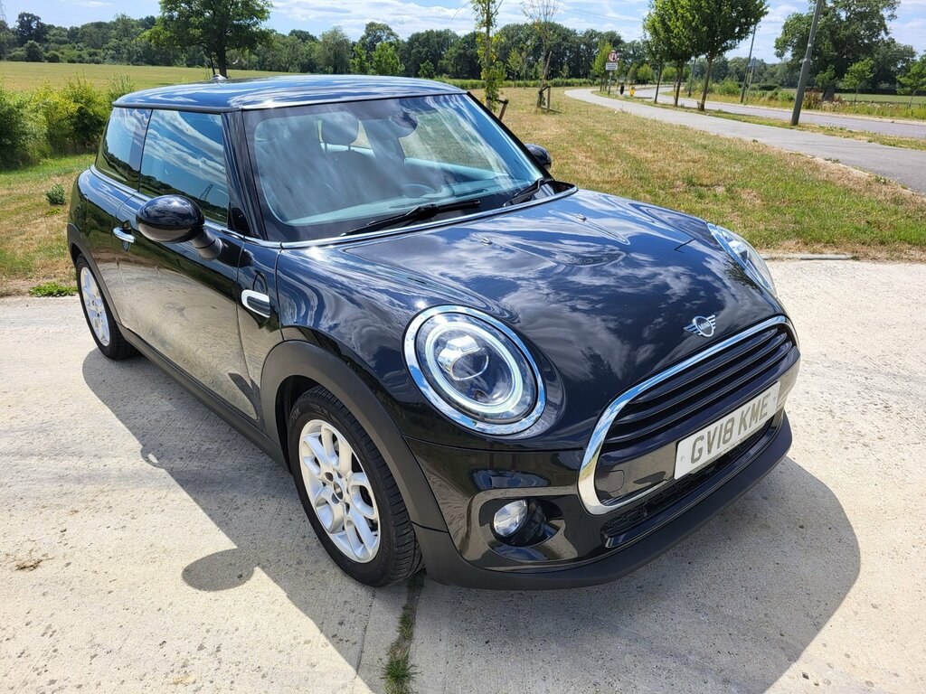 Mini Hatch 1.5 Cooper II GV18KME Black #4