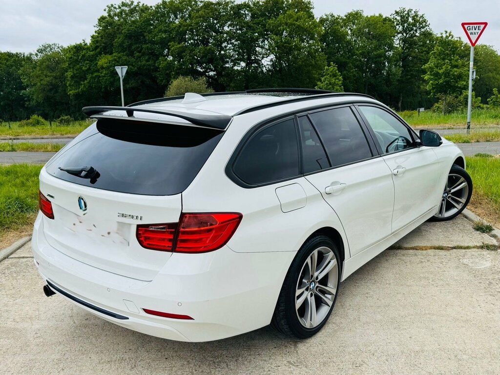 BMW 3 Series 2.0 320I Sport Touring Xdrive Eu White #5