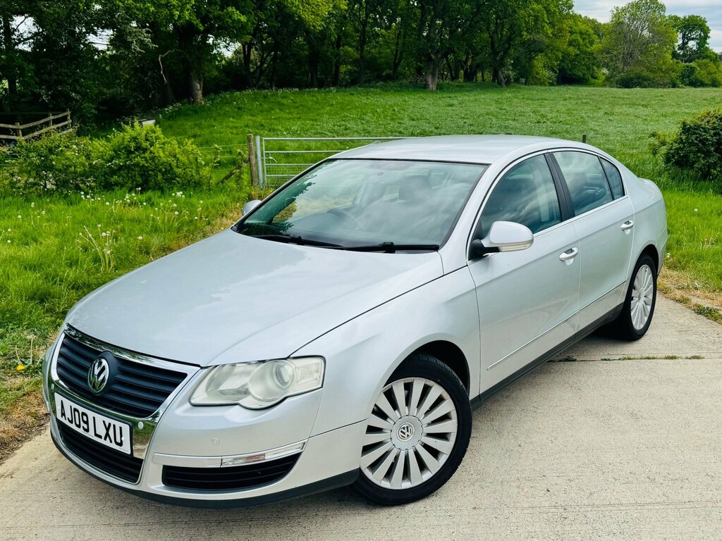 Volkswagen Passat 2.0 Tdi Highline Saloon Dsg Euro 5 140 Silver
