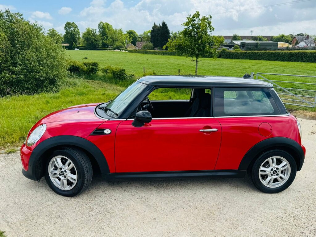 Mini Hatch 1.6 Cooper Hatchback Euro 5 122 P MJ62YDU Red #3