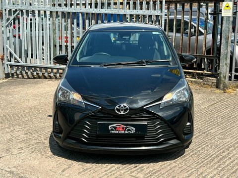 Toyota Yaris Vvt-i Active YE19KPJ Black #6