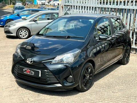 Toyota Yaris Vvt-i Active YE19KPJ Black #4