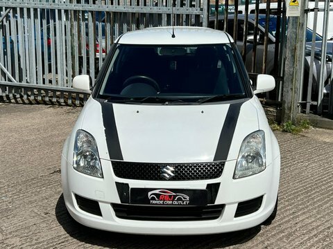 Suzuki Swift Gl White #6