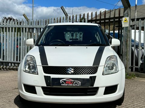 Suzuki Swift Gl White #5
