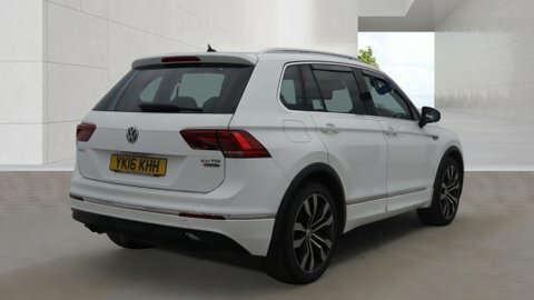 Volkswagen Tiguan R Line Tdi YK16KHH White #4