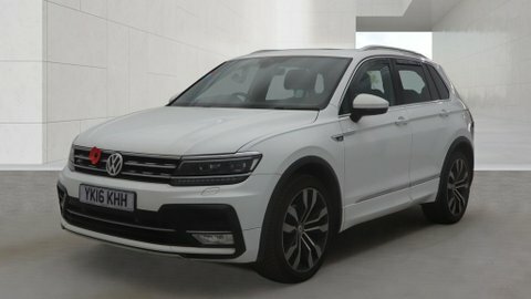 Volkswagen Tiguan R Line Tdi YK16KHH White #2