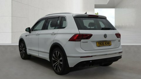 Volkswagen Tiguan R Line Tdi YK16KHH White #3