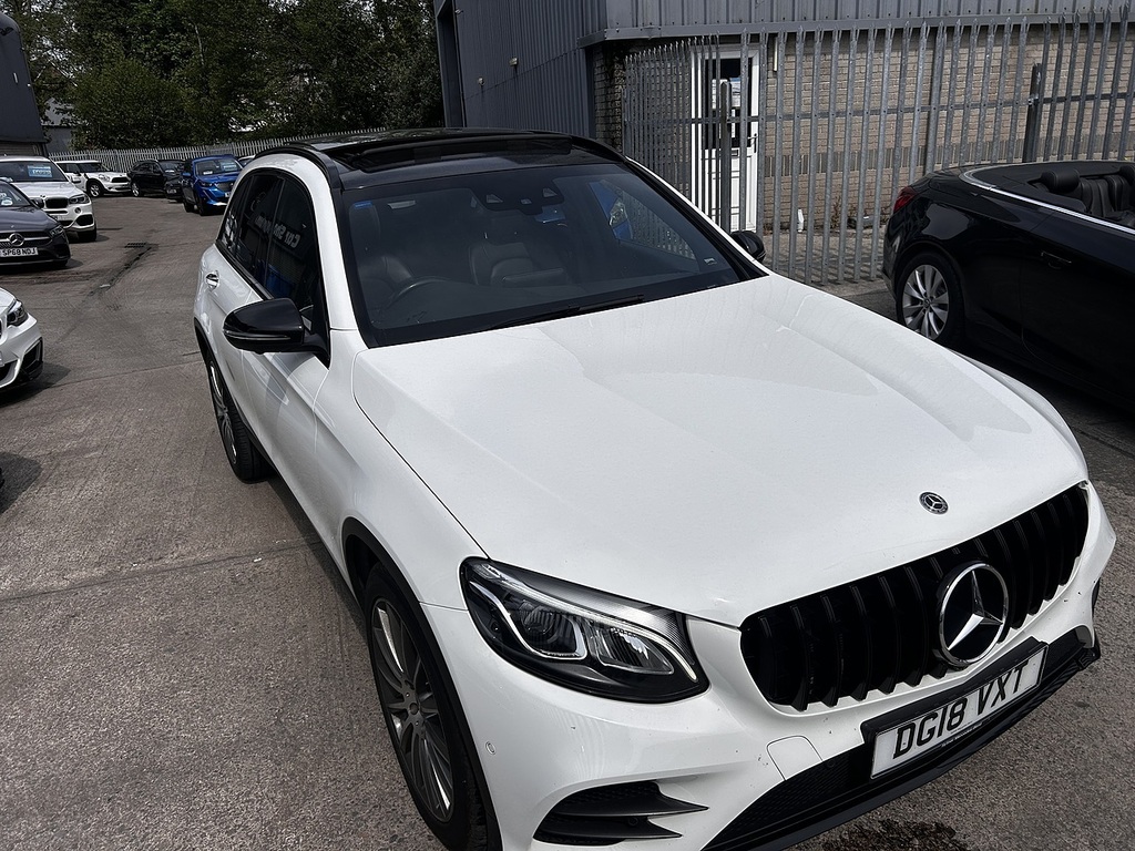 Mercedes-Benz GLC Class Glc350d V6 Amg Line White #2