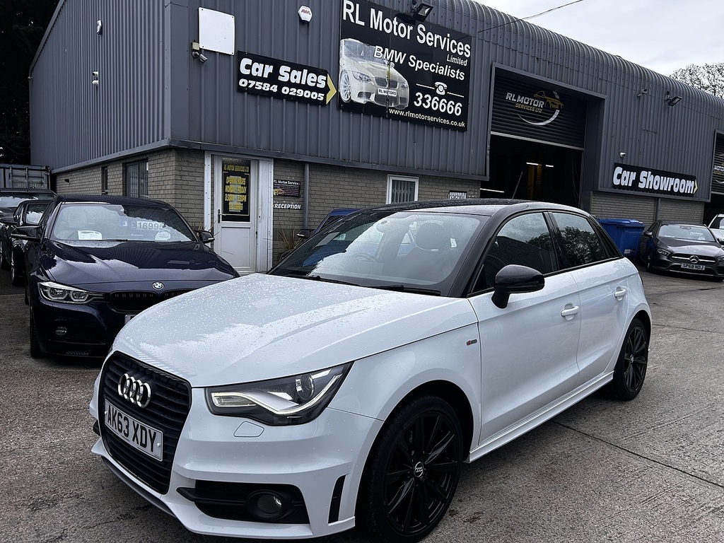 Audi A1 Tfsi S Line Style Edition AK63XDY White #3