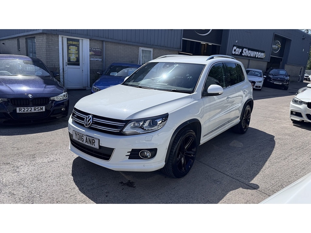 Volkswagen Tiguan Tdi Bluemotion Tech R-line Edition YD16ANR White #2