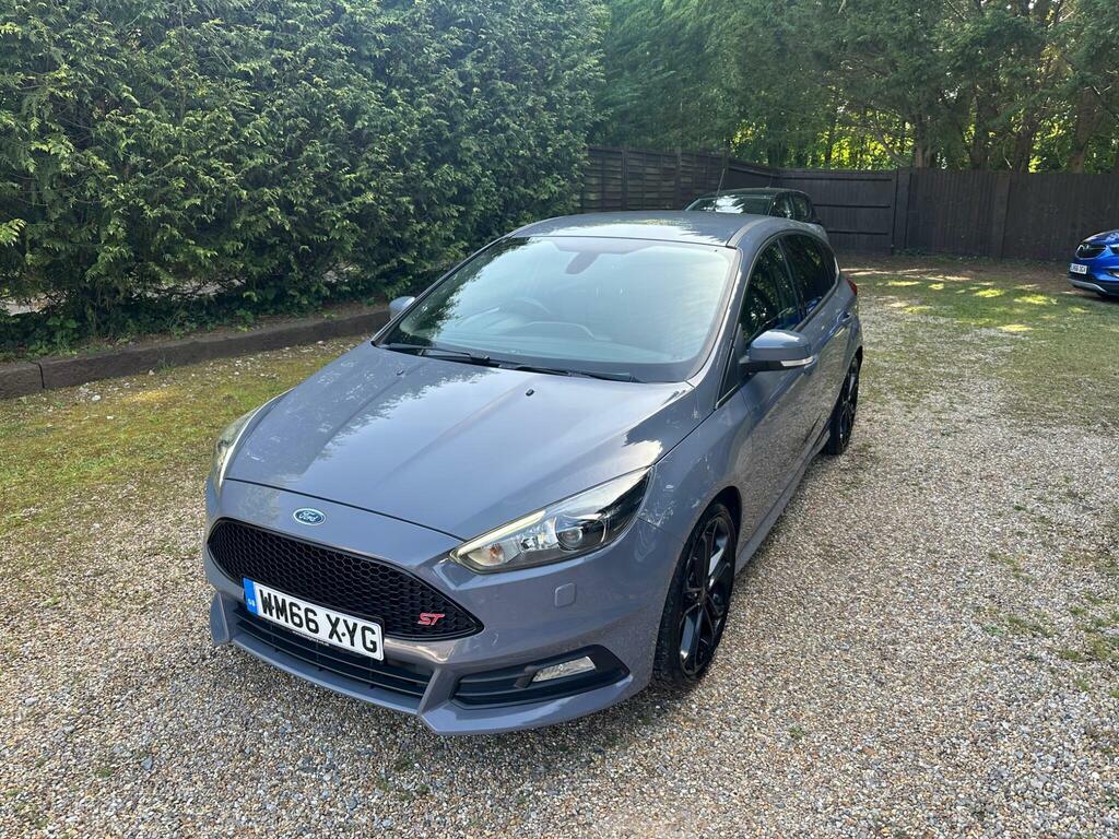 Ford Focus 2.0T Ecoboost St-3 Euro 6 S S WM66XYG Grey #2