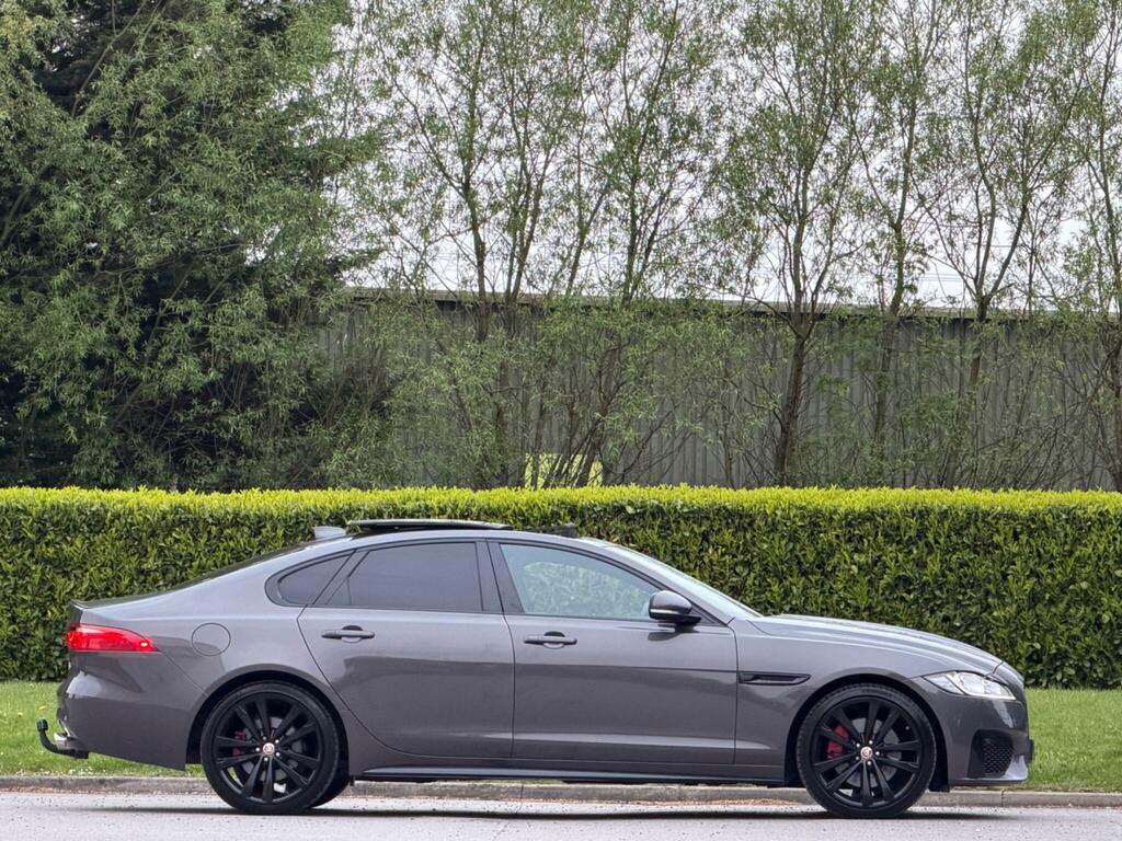 Jaguar XF 3.0D V6 S Euro 6 Ss Grey #2