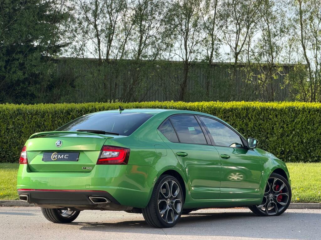 Skoda Octavia 2.0 Tsi Vrs Euro 6 Ss Green #3