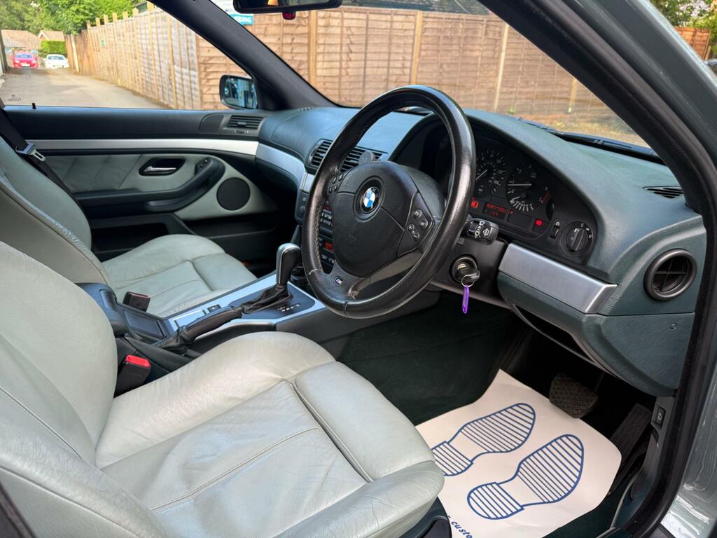 BMW 5 Series Sport #33