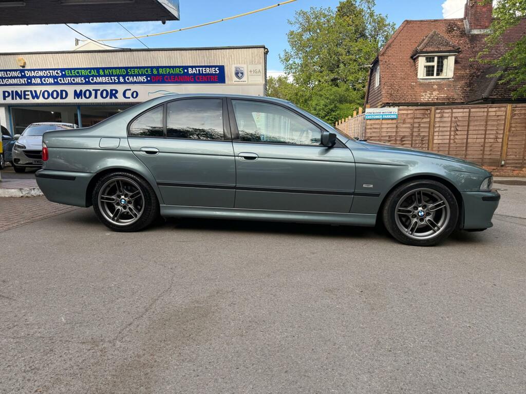 BMW 5 Series 3.0 530I Sport Green #5