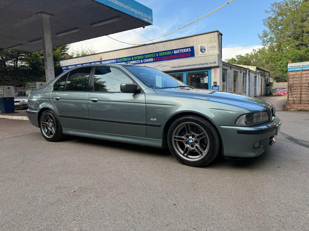 BMW 5 Series 3.0 530I Sport Green
