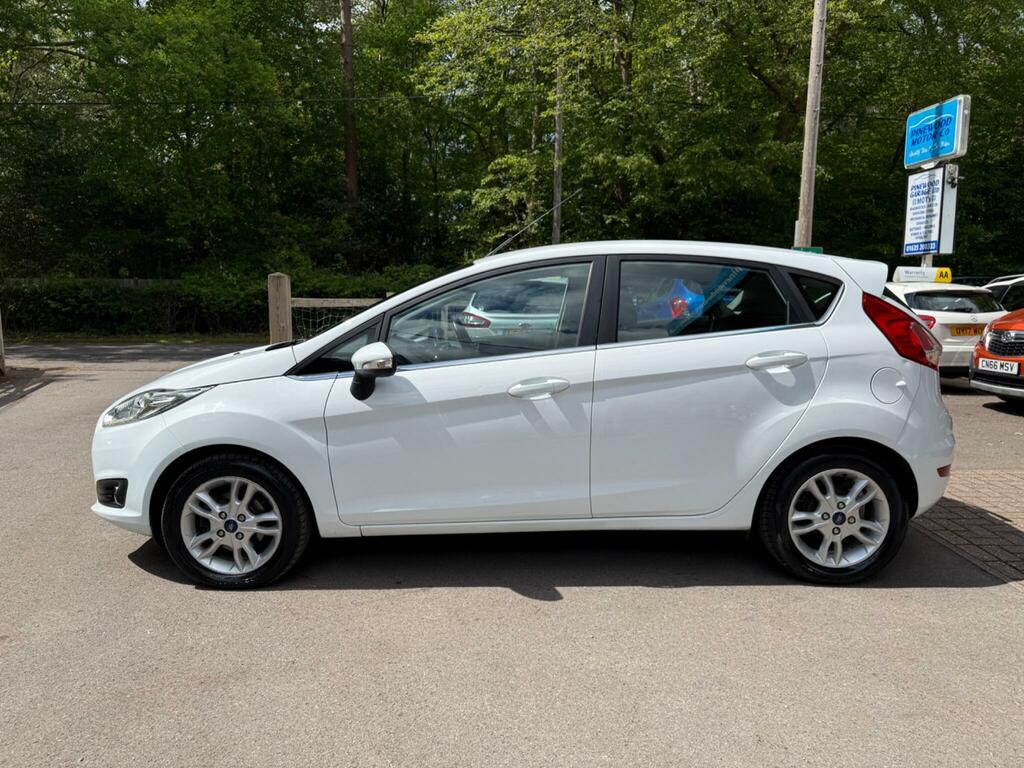 Ford Fiesta 1.0T Ecoboost Zetec Euro 6 S S RY65FWA White #6