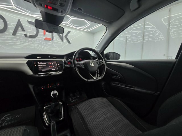 Vauxhall Corsa 1.2 Se Edition Hatchback Euro 6 VK22LKN Black #4