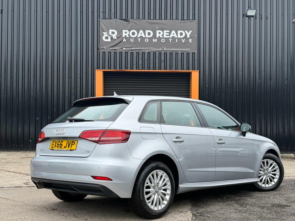 Audi A3 Hatchback 1.6 Tdi Se Technik Sportback Euro 6 Ss EX66JVP Silver #4