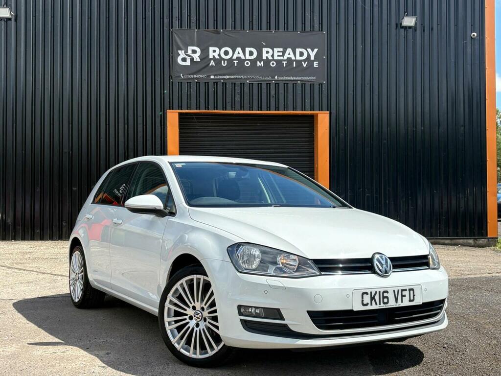 Volkswagen Golf Hatchback 1.4 Tsi Bluemotion Tech Match Edition Eu White