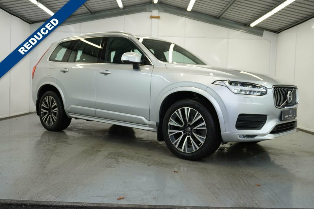 Volvo XC90 2L Momentum Silver