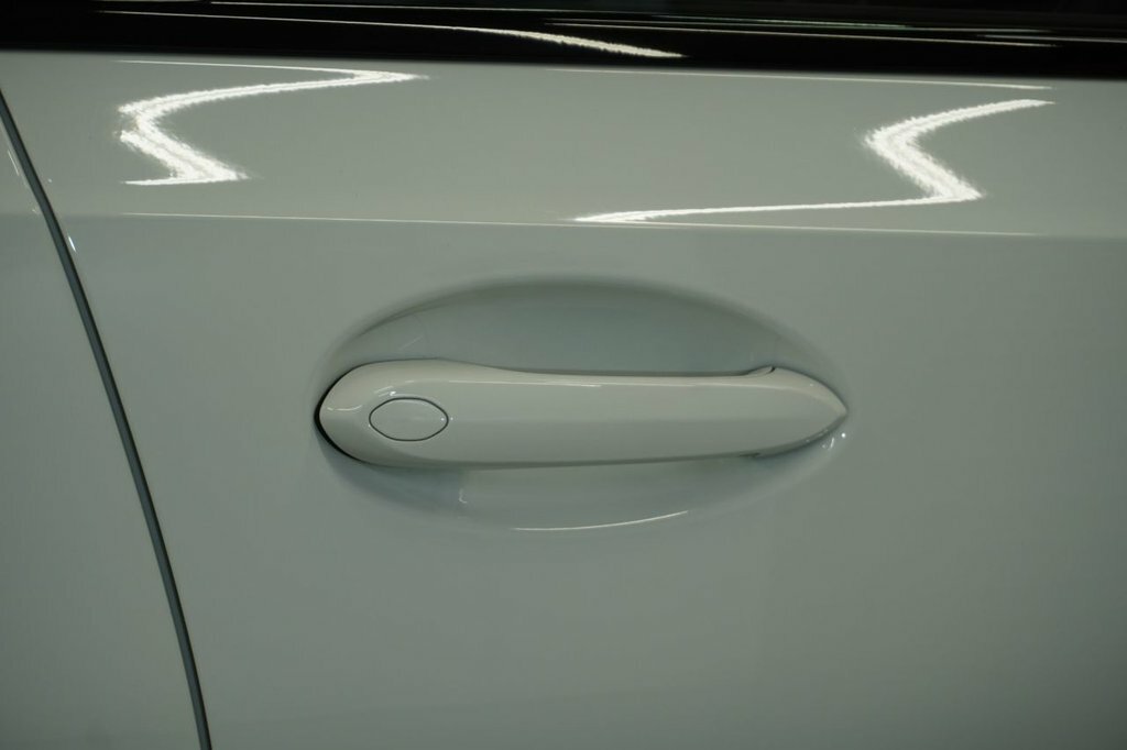 BMW 3 Series 2L M Sport White #5