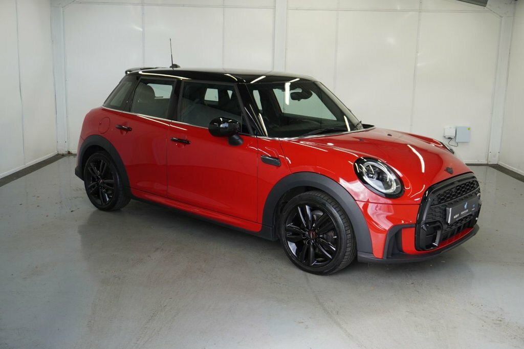 Mini Hatch 1.5L Cooper Sport HV22MGZ Red #2