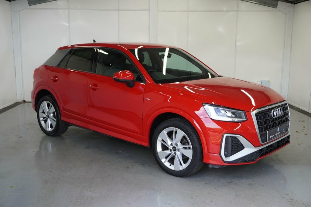 Audi Q2 1L S Line GD73KCO Red #2
