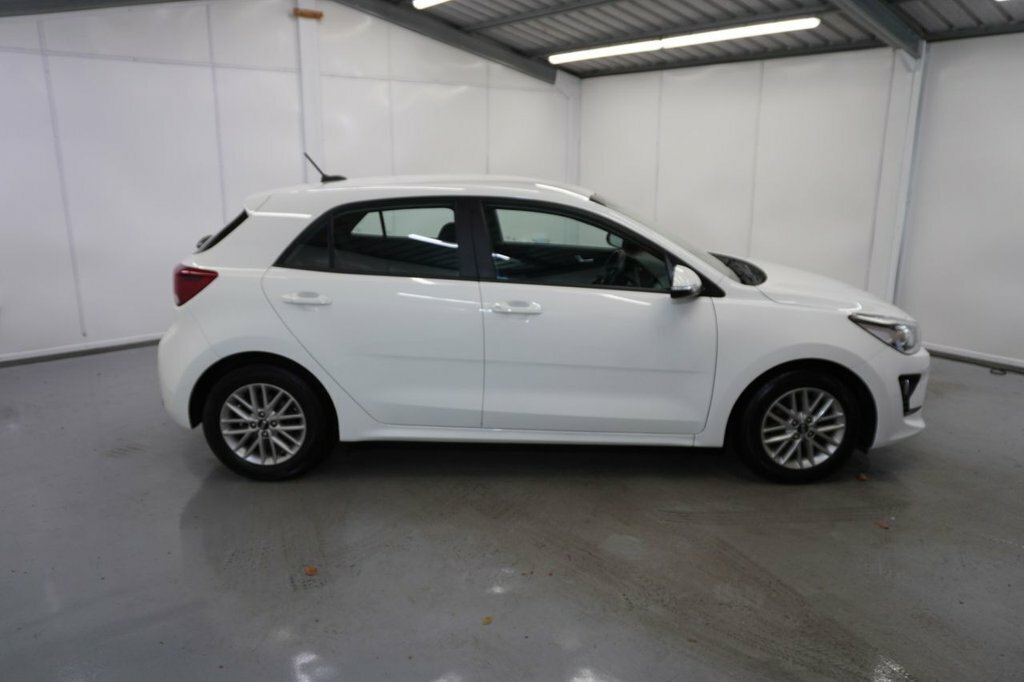 Kia RIO 1.2L 2 AYZ6889 White #6