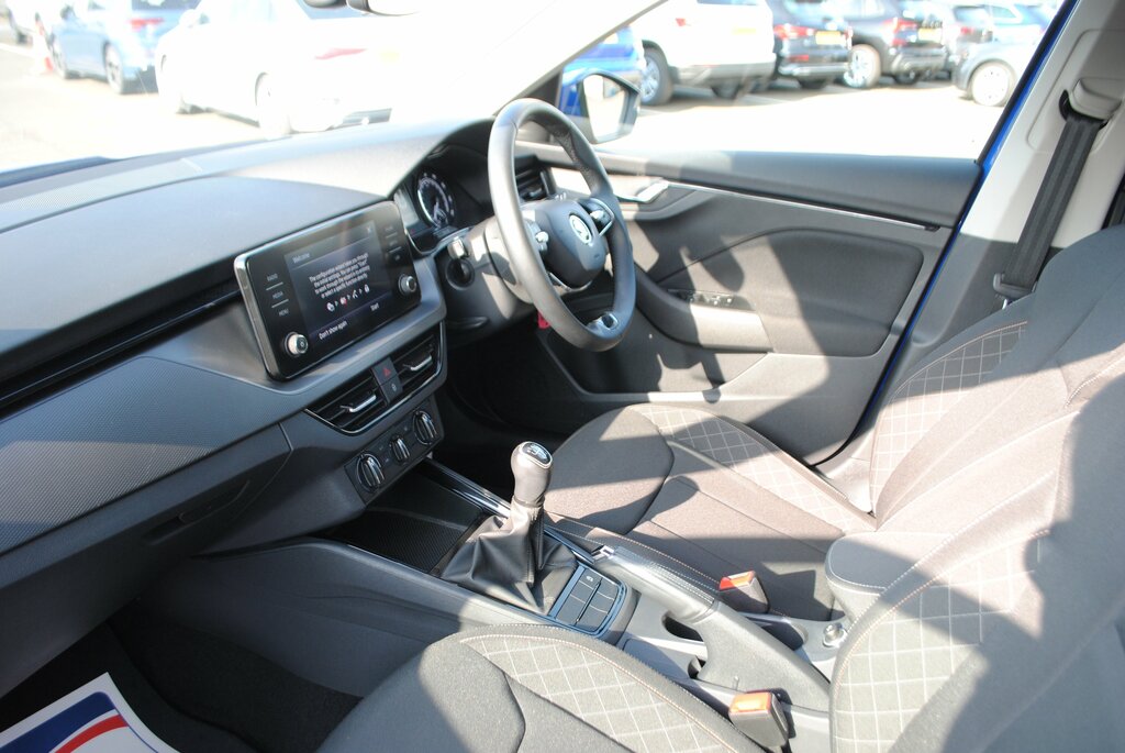 Skoda Kamiq 2023 Skoda Kamiq 1.0 Se Tsi 110 MA23TNZ Blue #4