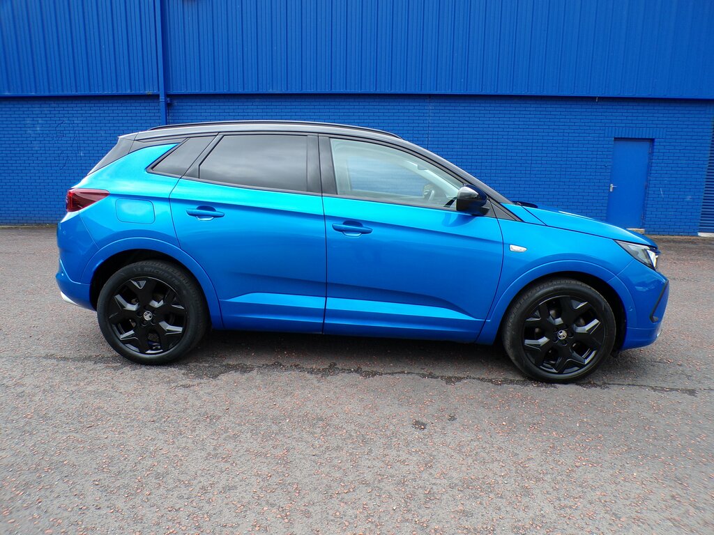 Vauxhall Grandland 2023 Vauxhall Grandland 1.5 Ultimate YGZ7406 Blue #2