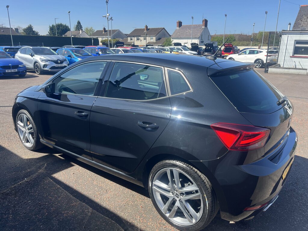 Seat Ibiza 2023 Seat Ibiza 1.0 Tsi Fr Edition FD72YUN Black #5