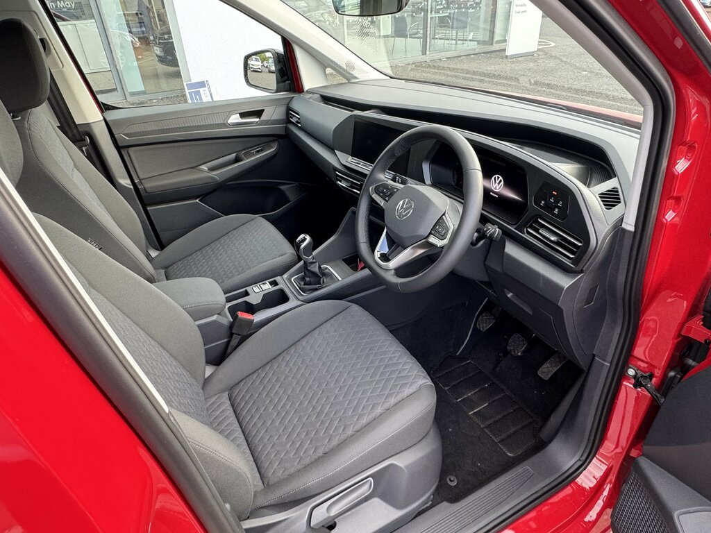 Volkswagen Caddy Maxi Life 2026 Volkswagen Caddy Maxi Life 2.0 Tdi 102Ps 7 Red #3