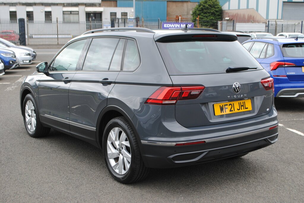 Volkswagen Tiguan 2021 Volkswagen Tiguan 1.5 Life Tsi 150 Dsg WF21JHL Grey #6