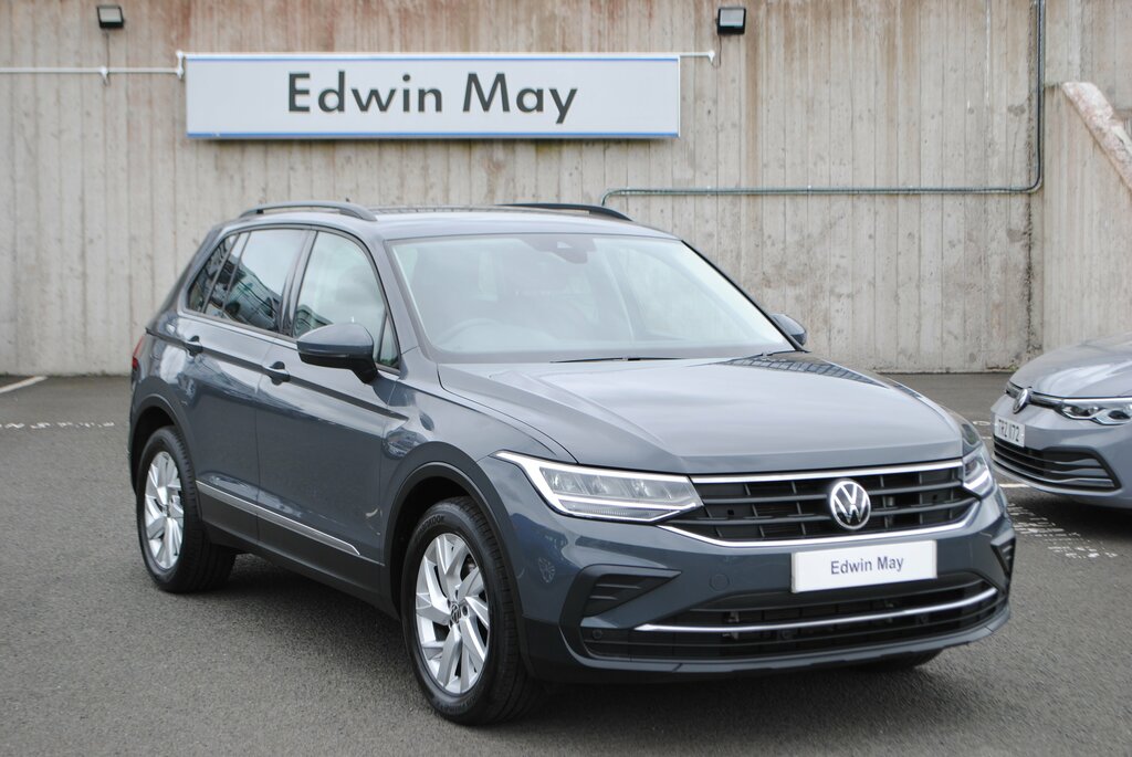 Volkswagen Tiguan 2021 Volkswagen Tiguan 1.5 Life Tsi 150 Dsg Grey