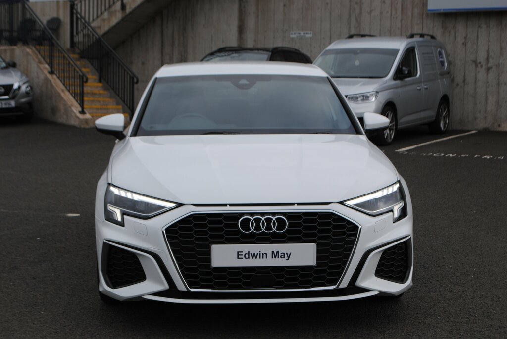 Audi A3 2024 Audi A3 1.5 Tfsi S Line 35 GV73UYX White #2