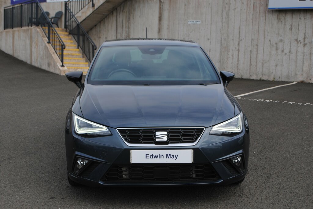 Seat Ibiza 2024 Seat Ibiza 1.0 Tsi Fr Sport 110 DC73AEJ Grey #2