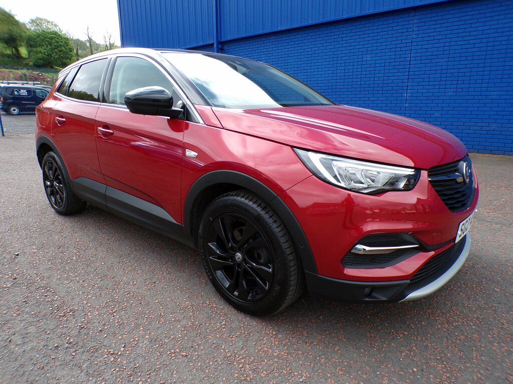 Vauxhall Grandland X 2020 Vauxhall Grandland X 1.5 Sri Nav Red