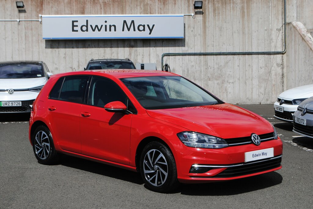 Volkswagen Golf 2019 Volkswagen Golf 1.5 Match Tsi 150 Evo Red