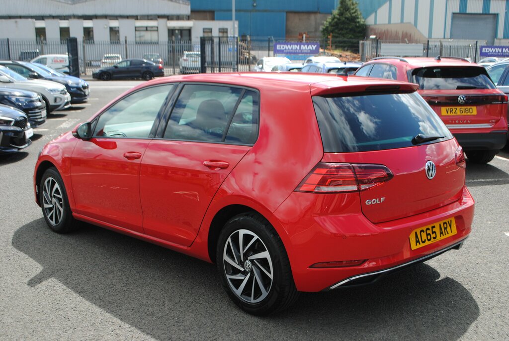 Volkswagen Golf 2019 Volkswagen Golf 1.5 Match Tsi 150 Evo GR19DJV Red #6