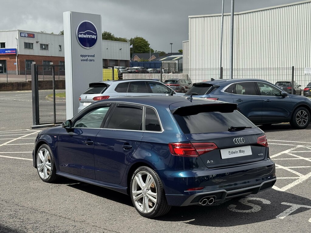 Audi A3 2017 Audi A3 Sportback S-line 1.4 Tfsi 150Ps Blue #5