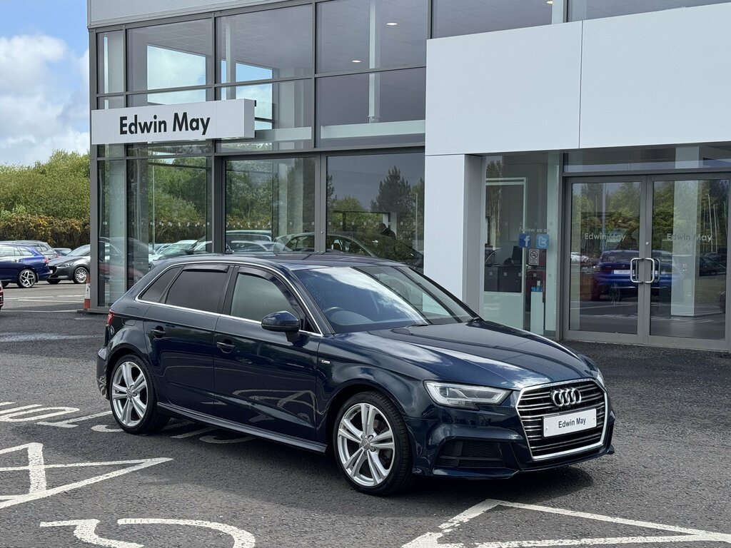 Audi A3 2017 Audi A3 Sportback S-line 1.4 Tfsi 150Ps Blue