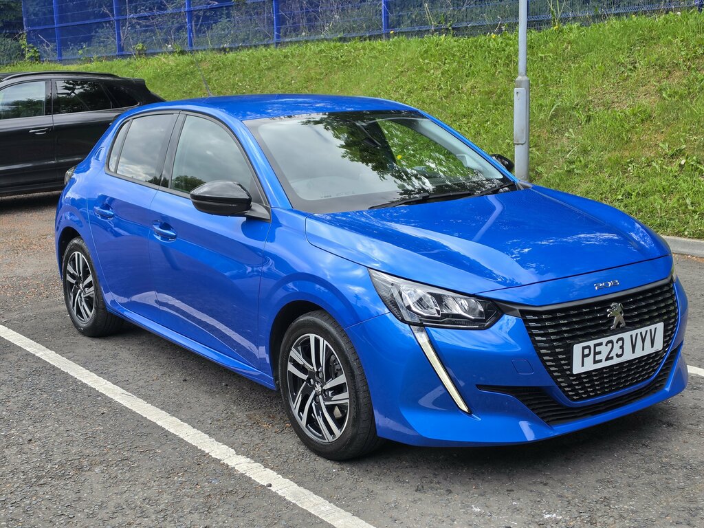 Peugeot 208 2023 Peugeot 208 1.2 Pt Allure Premium Blue