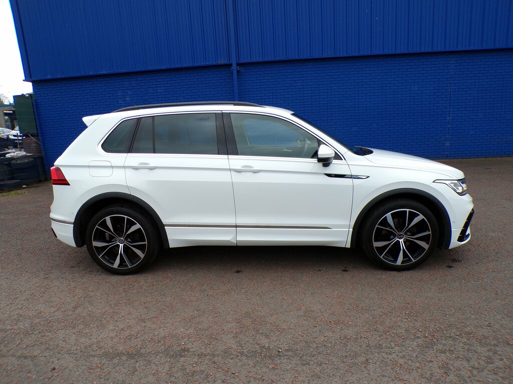 Volkswagen Tiguan 2023 Volkswagen Tiguan 2.0 R-line Tdi 4Motion Dsg SM72OHV White #2