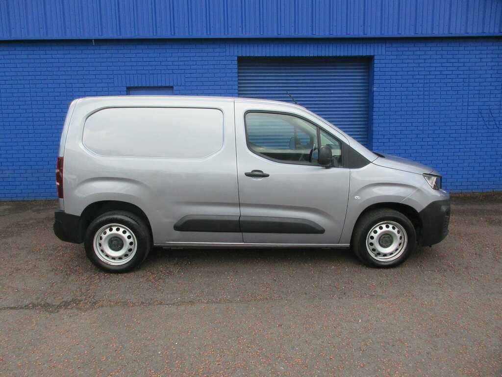 Peugeot Partner Ex.vat 2023 Peugeot Partner 1.5 Bluehdi Profession VO23ZLV Grey #2