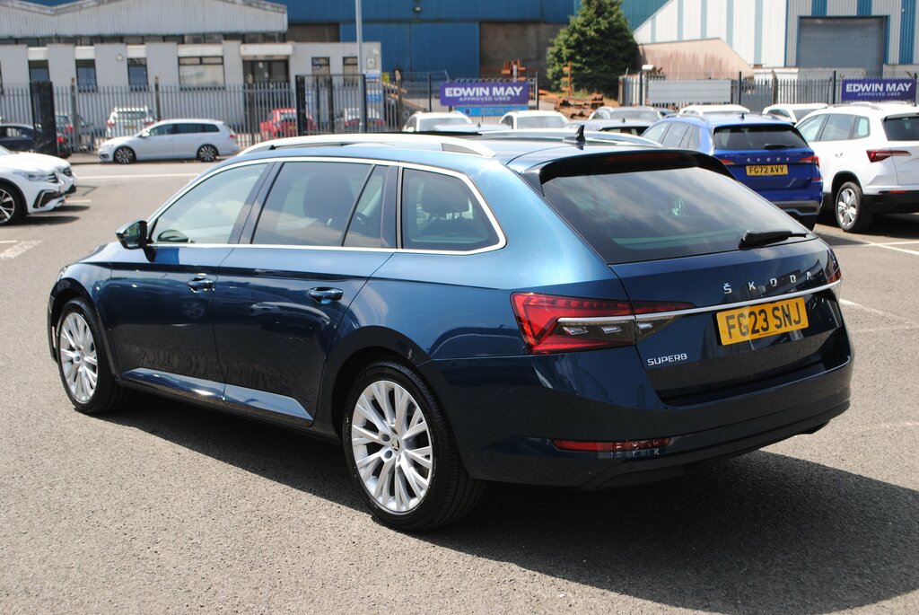 Skoda Superb 2023 Skoda Superb 2.0 Se L Tdi Estate Blue #6